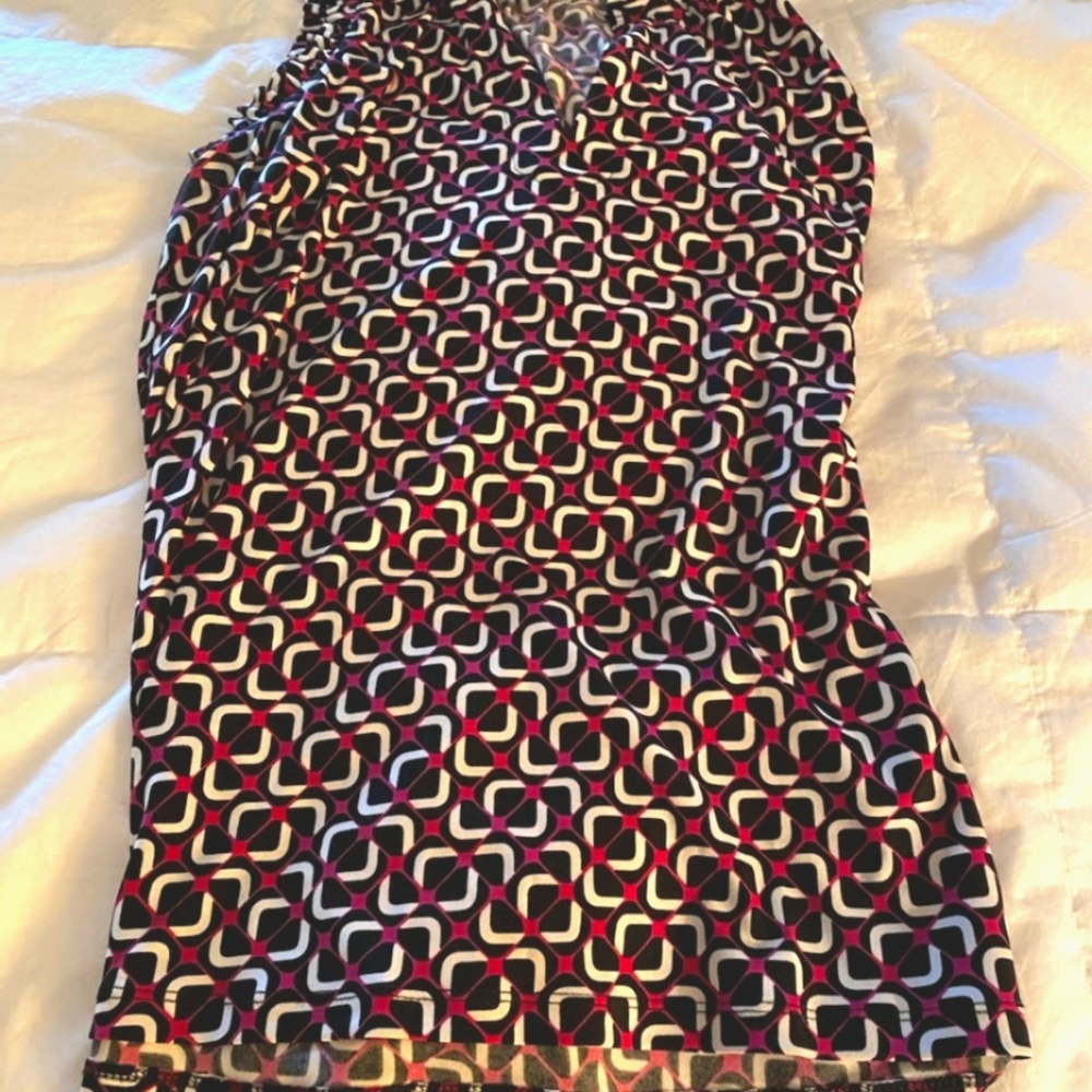 Michael Kors Pink and Black Geometric Print sleeveless blouse v-neck ruffles L